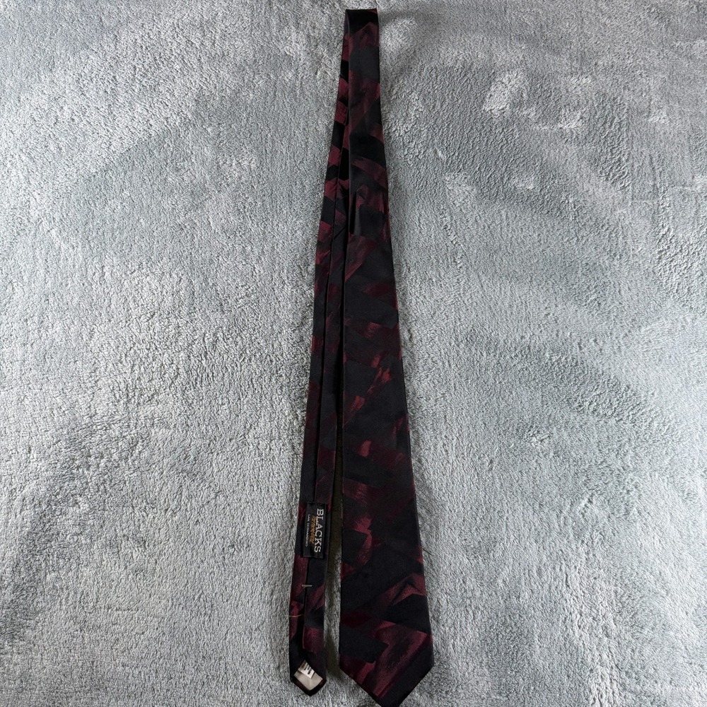 Don Loper Beverly Hills Mens Tie Nouveau Silk Burgundy Black Geometric Abstract